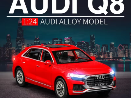 1:24 Diecast Audi Q8 Model Car Fashion