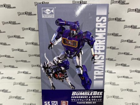 Trumpeter Transformers Bumblebee Soundwave and Ravage Plastic Model Kit For Sale