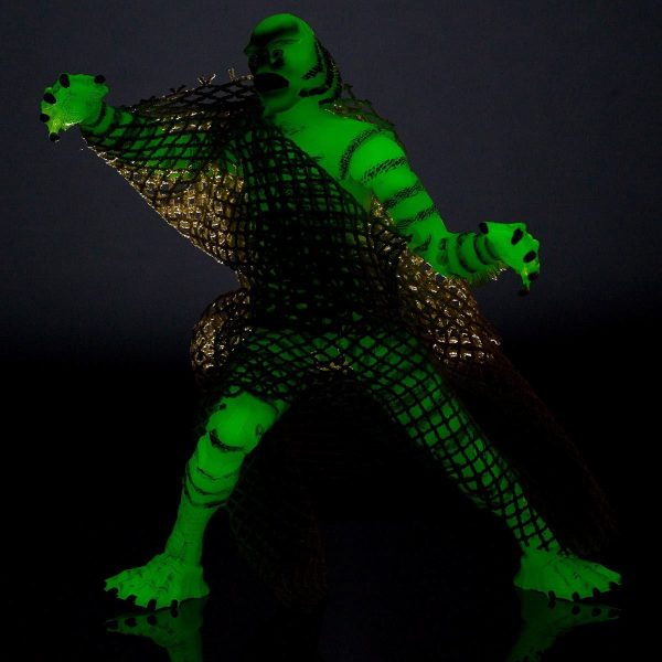 Jada - Universal Monsters Creature from the Black Lagoon Glow-in-the-Dark 6  Inch Scale Action Figure (Exclusive Limited Edition) Supply